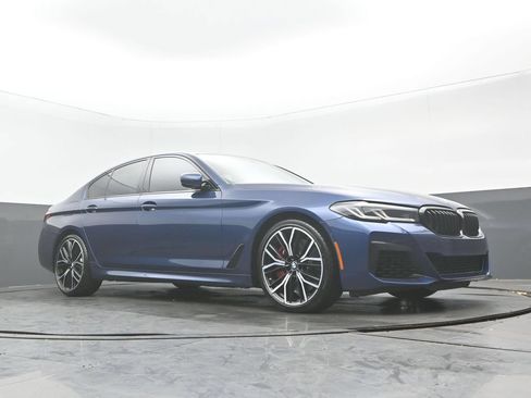 Used 2023 BMW 540i xDrive w/ Executive Package AWD/4WD image 29