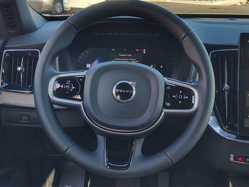 New 2026 Volvo XC90 B6 Ultra image 13