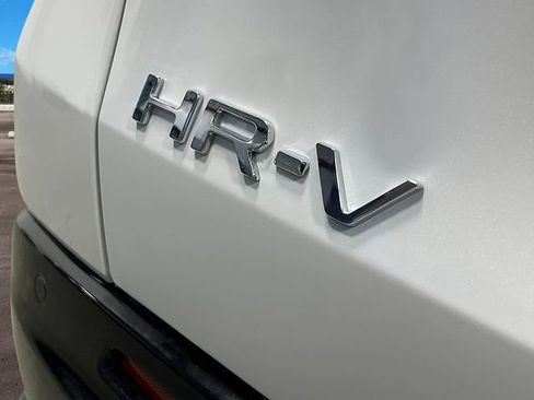 New 2026 Honda HR-V EX-L image 6