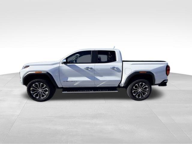 Used 2026 GMC Canyon Denali AWD/4WD image 3