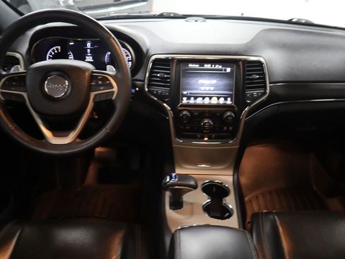 Used 2014 Jeep Grand Cherokee Limited w/ Luxury Group II image 20