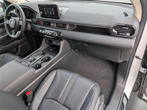 New 2025 Honda Pilot EX-L image 33