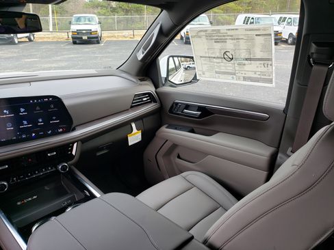 New 2026 Chevrolet Tahoe LT w/ Comfort Package image 37