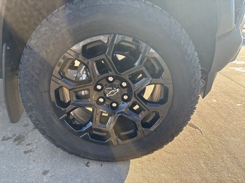 Used 2026 Chevrolet Colorado Trail Boss image 10