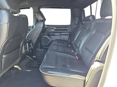 Used 2019 RAM 1500 Laramie AWD/4WD image 14