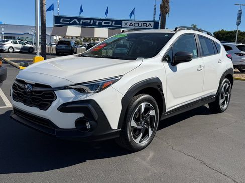 Used 2024 Subaru Crosstrek 2.5i Limited AWD/4WD image 3