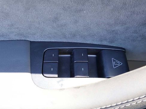 Used 2026 Tesla Model Y Long Range image 43