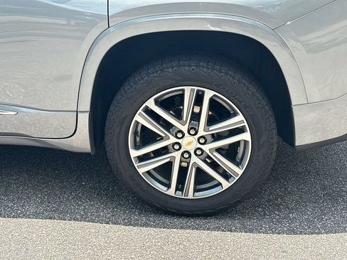 Used 2023 Chevrolet Traverse High Country w/ LPO, Floor Liner Package AWD/4WD image 20