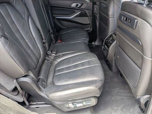 Used 2022 BMW X7 M50i w/ Executive Package AWD/4WD image 22