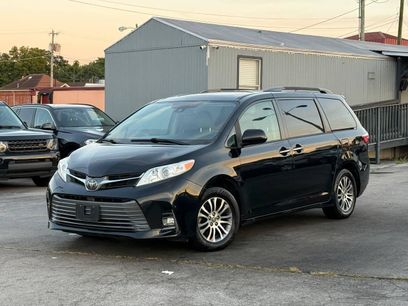 Used 2019 Toyota Sienna XLE