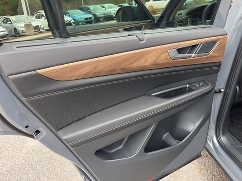 New 2026 Volkswagen Atlas SE image 12