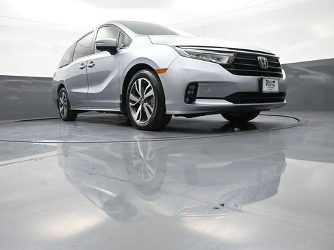 Certified 2023 Honda Odyssey Touring image 31