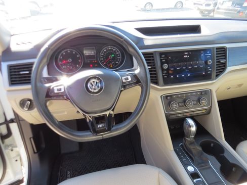 Used 2019 Volkswagen Atlas SE image 19