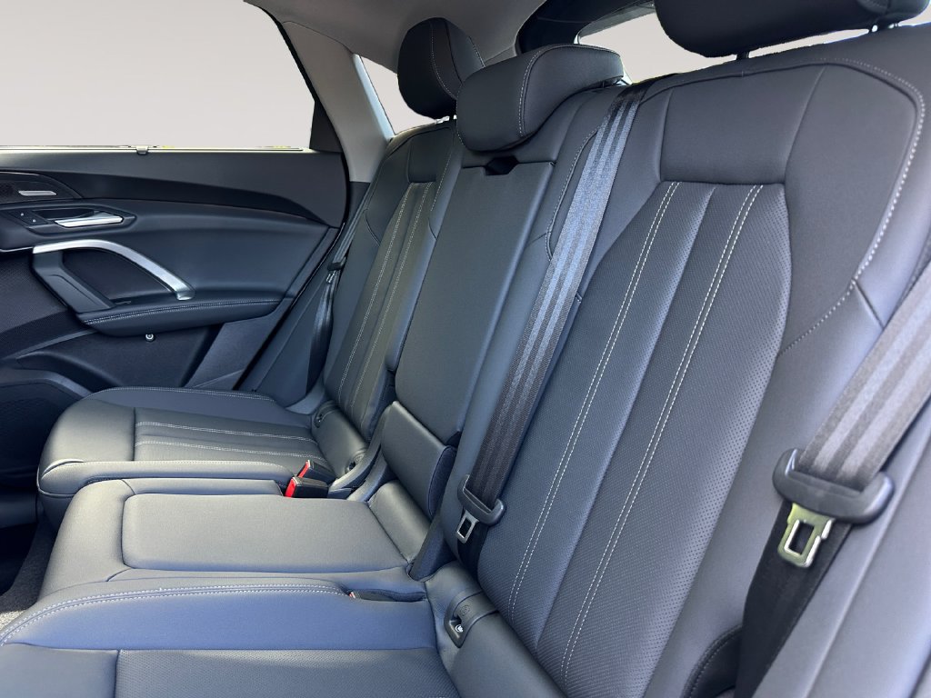 New 2026 Audi Q5 Premium Plus AWD/4WD image 13