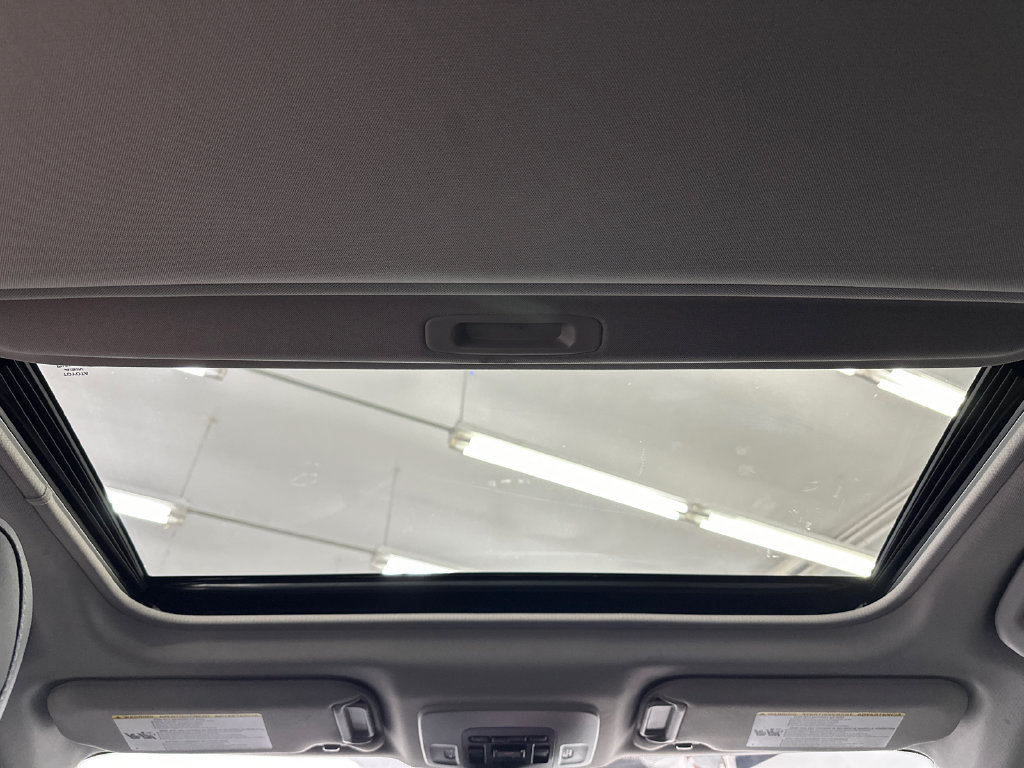 Used 2024 Toyota Camry SE FWD image 21