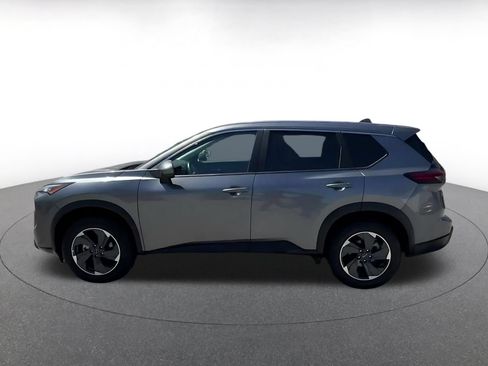 Used 2025 Nissan Rogue SV FWD image 7