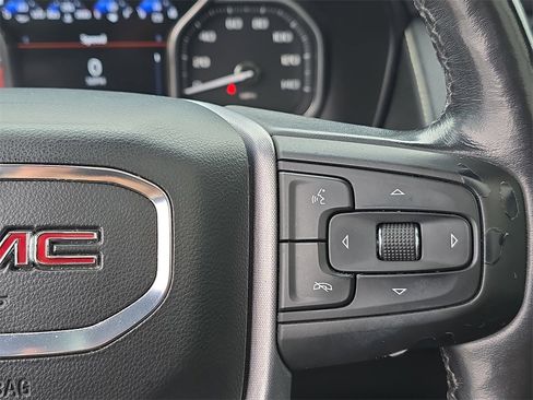 Used 2021 GMC Yukon SLT w/ SLT Luxury Plus Package image 19