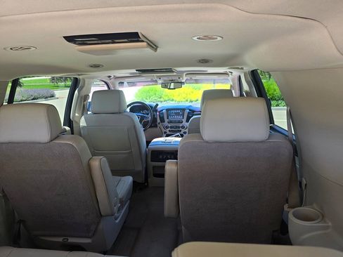 Used 2018 GMC Yukon XL Denali w/ Denali Ultimate Package AWD/4WD image 12