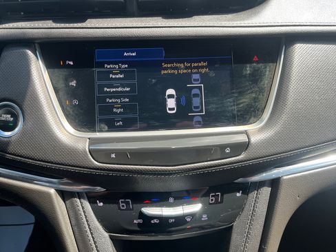 Used 2023 Cadillac XT5 Premium Luxury w/ Technology Package AWD/4WD image 30
