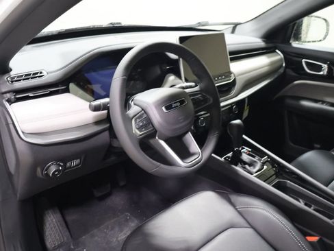 New 2026 Jeep Compass Limited AWD/4WD image 21