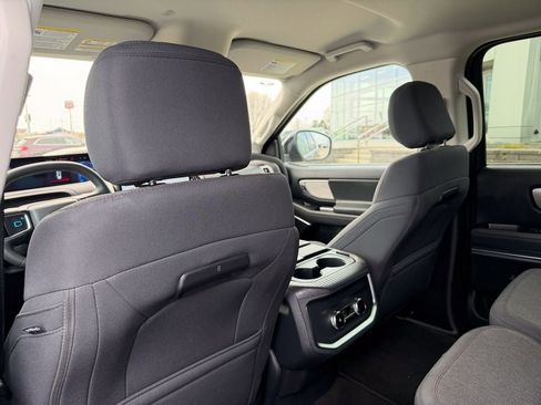 Certified 2025 Ford Expedition Active AWD/4WD image 14