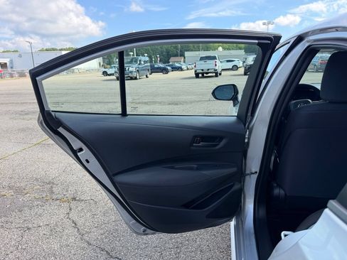 Used 2024 Toyota Corolla LE FWD image 26