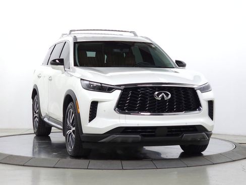 Used 2023 INFINITI QX60 Sensory w/ Vision Package AWD/4WD image 1