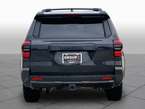 Used 2025 Toyota 4Runner SR5 RWD image 5