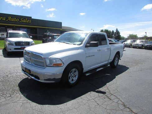 Used 2011 RAM 1500 Classic SLT RWD image 1