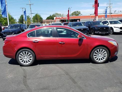 Used 2013 Buick Regal Premium FWD image 8