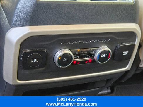 Used 2024 Ford Expedition Limited RWD image 14