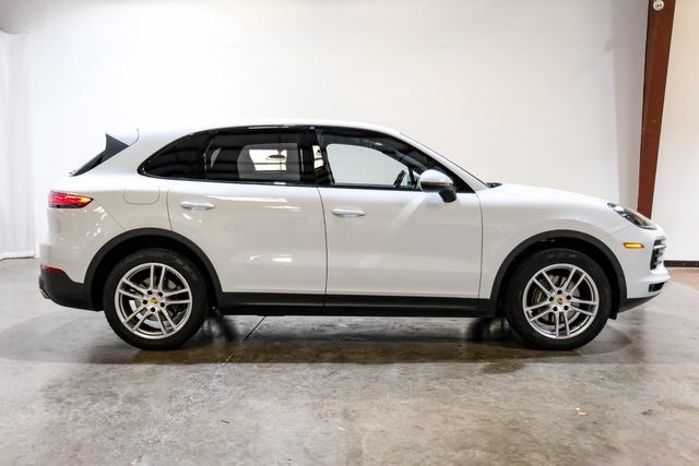 Used 2019 Porsche Cayenne AWD/4WD image 9