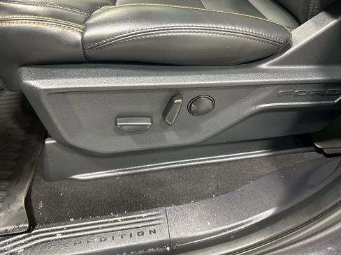 Used 2025 Ford Expedition Tremor image 10