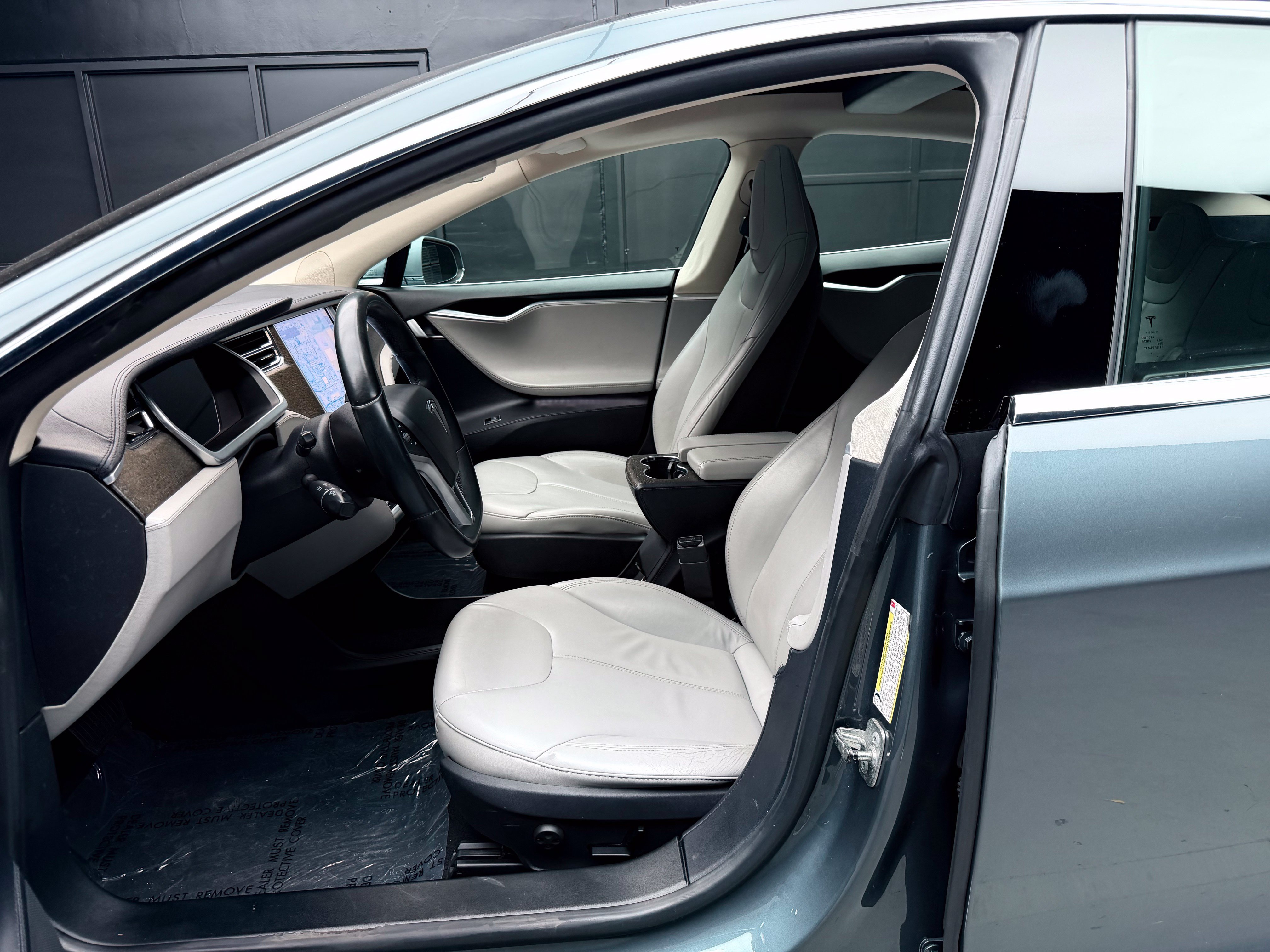 Used 2013 Tesla Model S RWD image 16