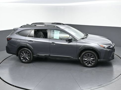Used 2023 Subaru Outback Onyx Edition AWD/4WD image 44