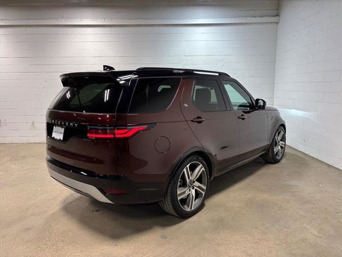 New 2026 Land Rover Discovery Limited Edition image 6