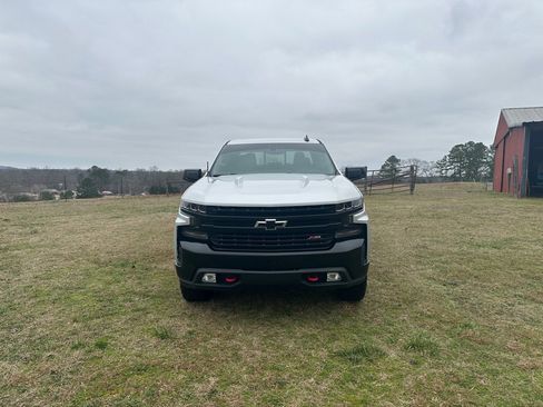 Used 2020 Chevrolet Silverado 1500 LT Trail Boss image 5
