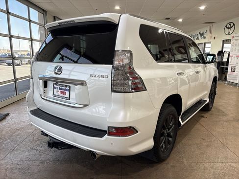 Used 2022 Lexus GX 460 Premium w/ Premium Package AWD/4WD image 2