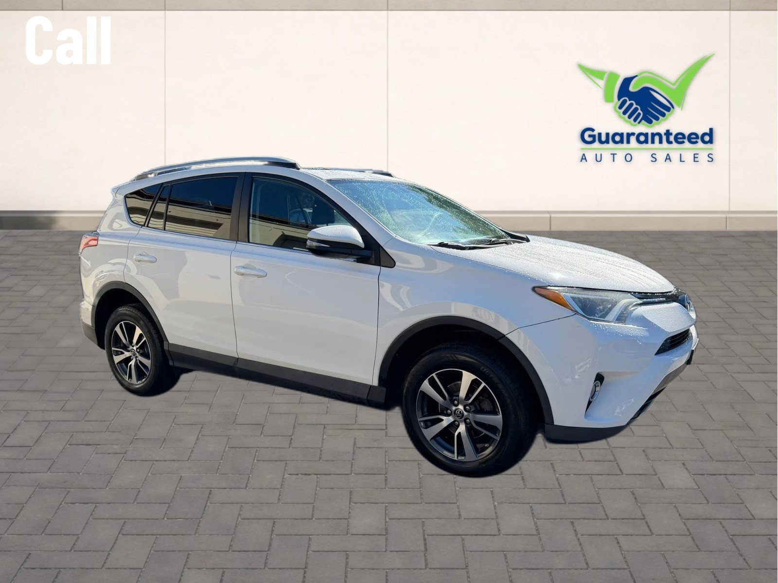Used 2016 Toyota RAV4 XLE AWD/4WD image 5