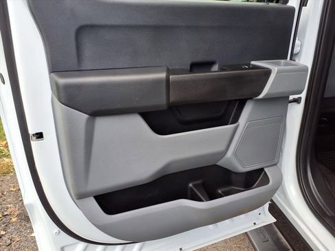 Certified 2024 Ford F550 4x4 Crew Cab Super Duty image 7