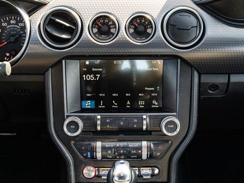 Used 2018 Ford Mustang GT Premium w/ GT Performance Package RWD image 34