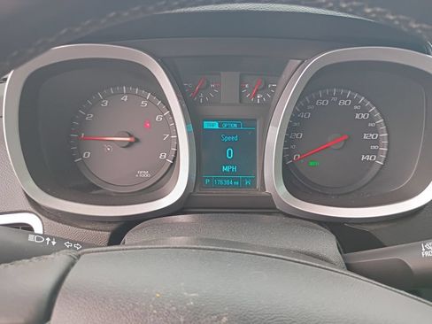 Used 2017 Chevrolet Equinox LT w/ Convenience Package FWD image 12