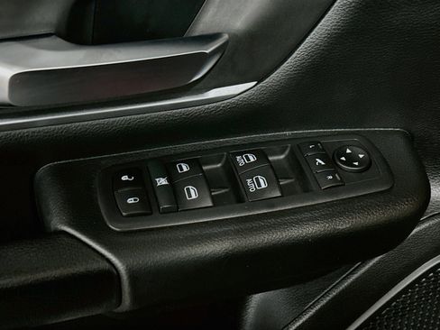 Used 2020 RAM 1500 Big Horn AWD/4WD image 15