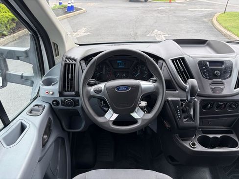 Used 2018 Ford Transit 350 XL RWD image 36