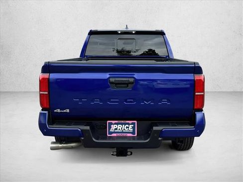 Certified 2025 Toyota Tacoma SR5 AWD/4WD image 6