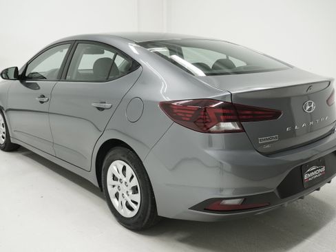 Used 2019 Hyundai Elantra SE w/ Cargo Package image 6