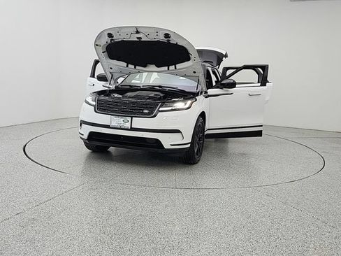 Used 2026 Land Rover Range Rover Velar S AWD/4WD image 9