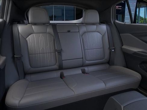 New 2026 Buick Envista Avenir FWD image 17
