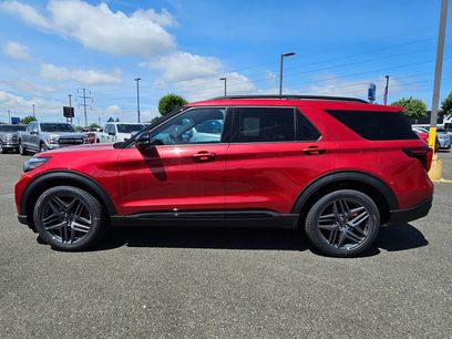 New 2026 Ford Explorer ST w/ Sun And Sound Package