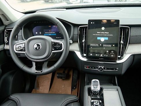 New 2026 Volvo XC90 B6 Ultra w/ Protection Package image 25
